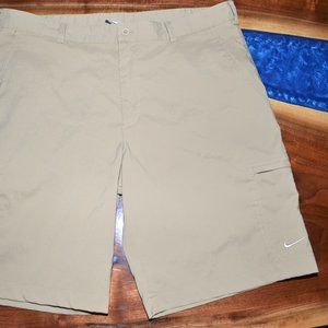 Nike Hybrid Golf Casual shorts Dri Fit 6 pocket 36